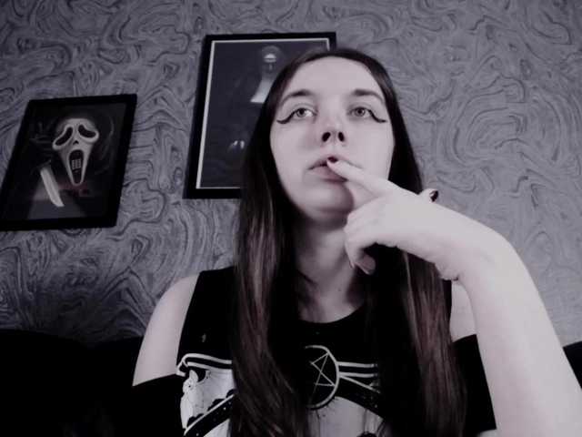 Live sex webcam photo for EllaDark #271697231