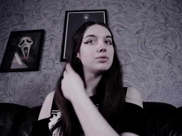 Live sex webcam photo for EllaDark #271734276