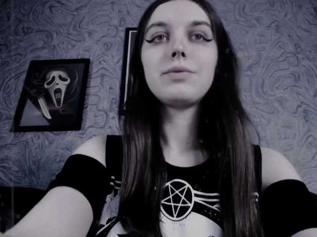 Live sex webcam photo for EllaDark #271908371