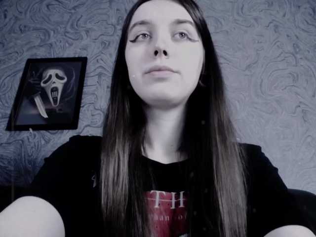 Live sex webcam photo for EllaDark #271993635