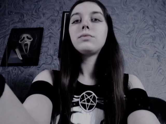 Live sex webcam photo for EllaDark #272146504