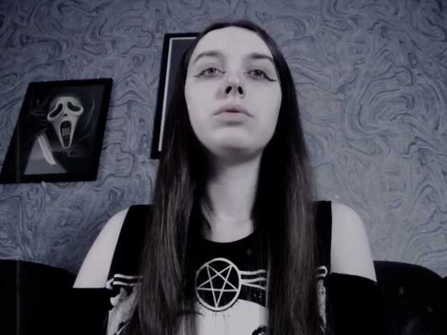 Live sex webcam photo for EllaDark #272160507