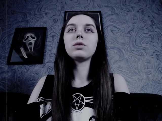 Live sex webcam photo for EllaDark #272398754