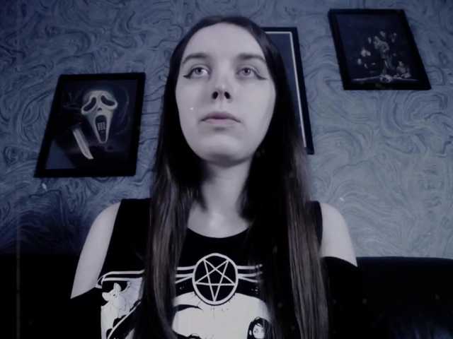 Live sex webcam photo for EllaDark #272643984