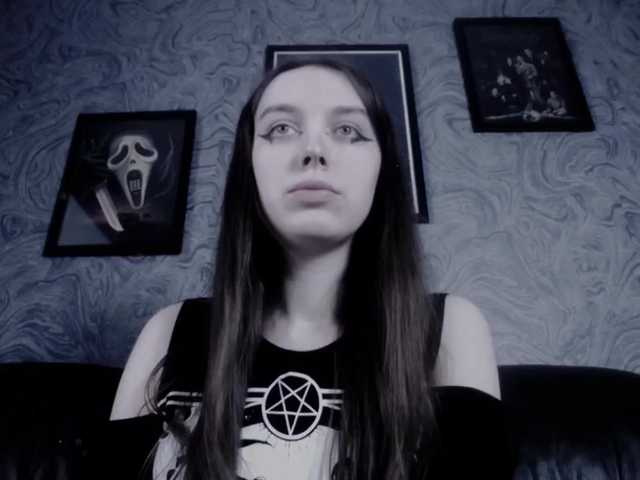 Live sex webcam photo for EllaDark #272710241