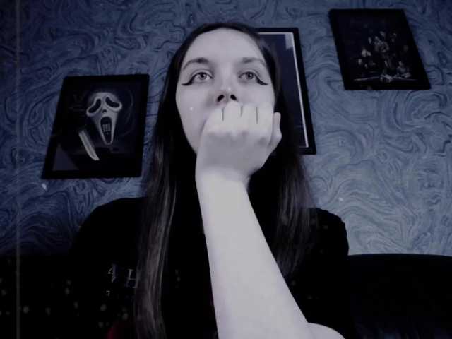 Live sex webcam photo for EllaDark #272930401