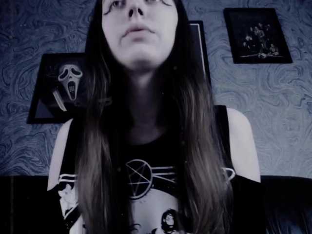 Live sex webcam photo for EllaDark #272990650