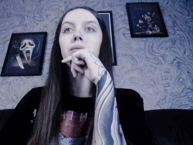 Live sex webcam photo for EllaDark #275445675