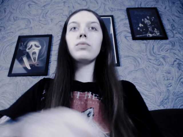 Live sex webcam photo for EllaDark #275523949