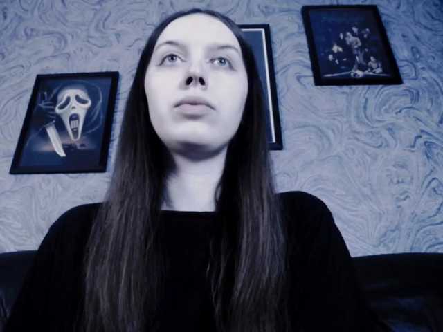 Live sex webcam photo for EllaDark #275561525