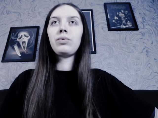 Live sex webcam photo for EllaDark #275670896