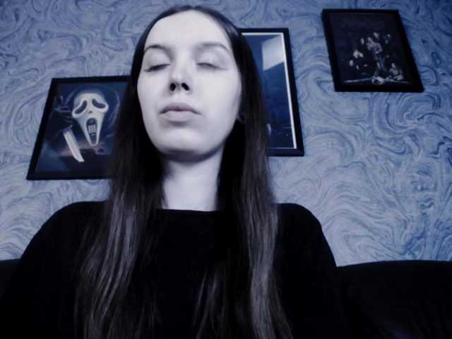 Live sex webcam photo for EllaDark #275951410