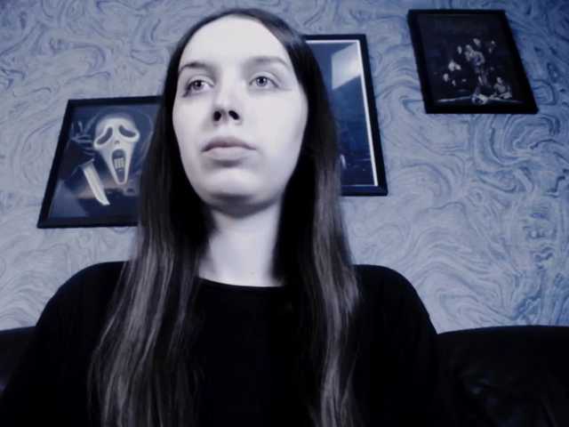 Live sex webcam photo for EllaDark #275967371