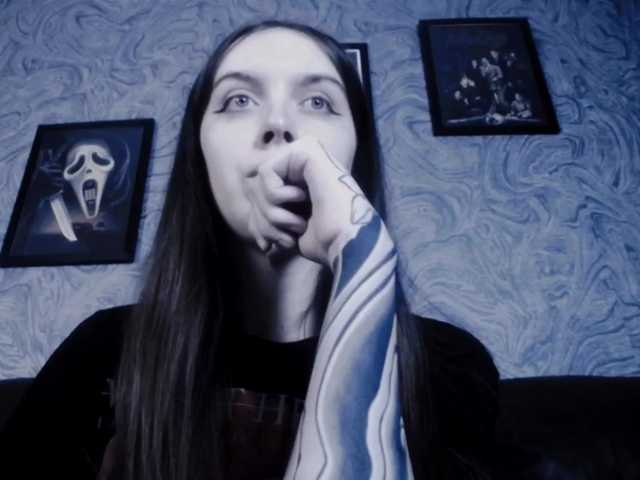 Live sex webcam photo for EllaDark #276178765