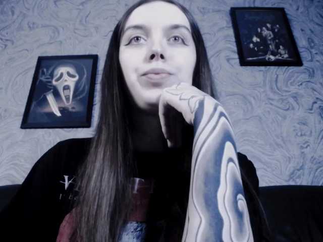 Live sex webcam photo for EllaDark #276320627