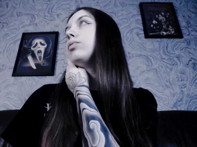 Live sex webcam photo for EllaDark #276362343