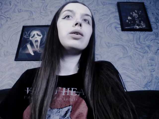 Live sex webcam photo for EllaDark #276384877