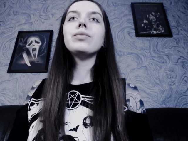 Live sex webcam photo for EllaDark #276392676