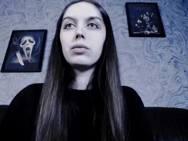 Live sex webcam photo for EllaDark #276609186