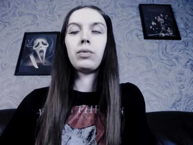 Live sex webcam photo for EllaDark #276623265