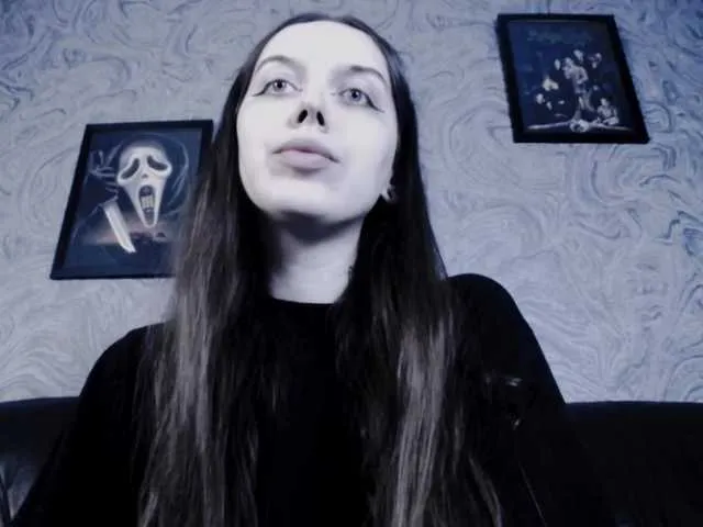 Live sex webcam photo for EllaDark #276725993