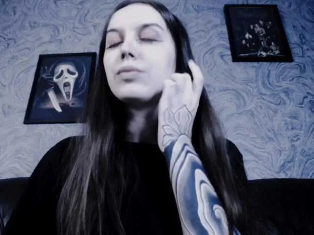 Live sex webcam photo for EllaDark #276761049