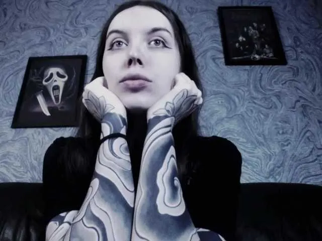 Live sex webcam photo for EllaDark #276962974