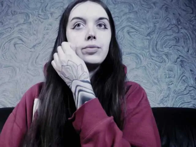 Live sex webcam photo for EllaDark #277035207