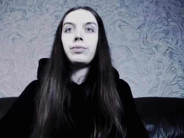 Live sex webcam photo for EllaDark #277099519