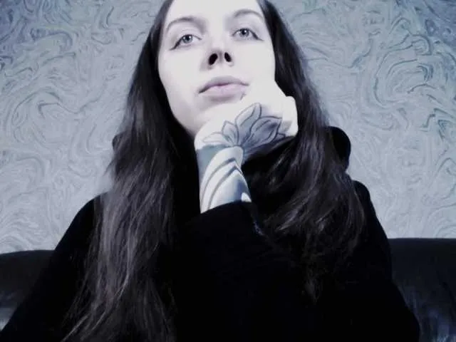 Live sex webcam photo for EllaDark #277195445