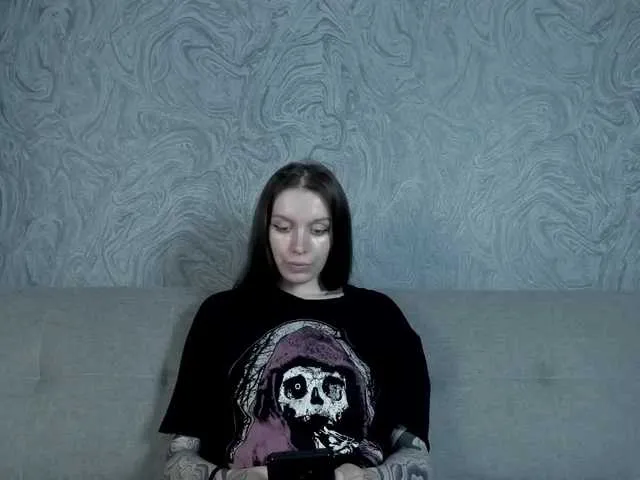 Live sex webcam photo for EllaDark #278254353