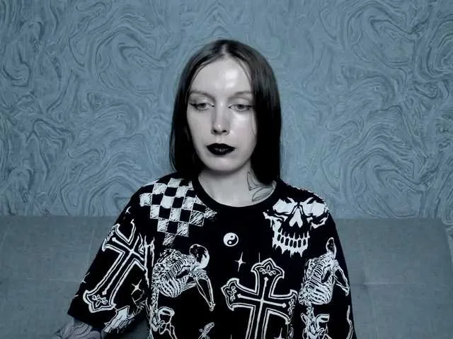 Live sex webcam photo for EllaDark #284346855