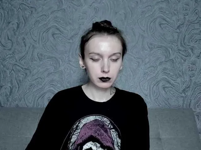 Live sex webcam photo for EllaDark #289042506