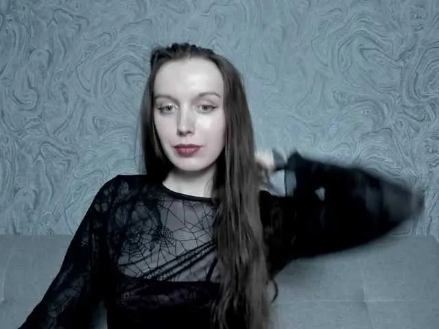 Live sex webcam photo for EllaDark #289321135