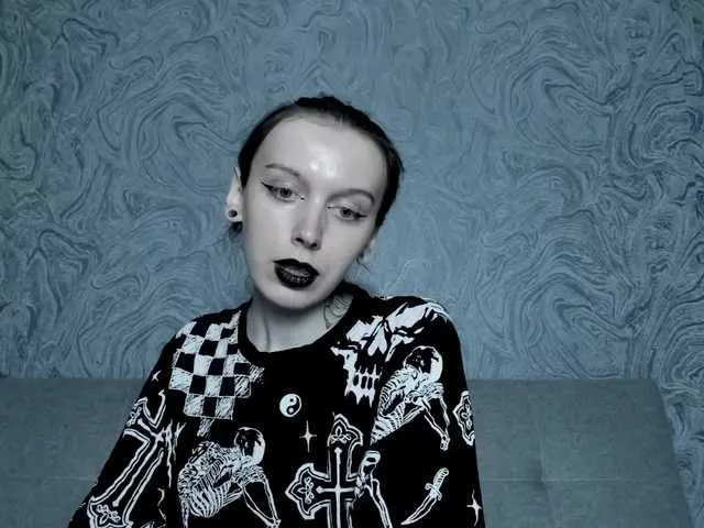 Live sex webcam photo for EllaDark #289413375