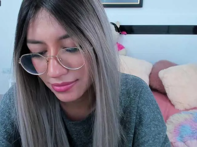 Live sex webcam photo for EllaDavs #290612526