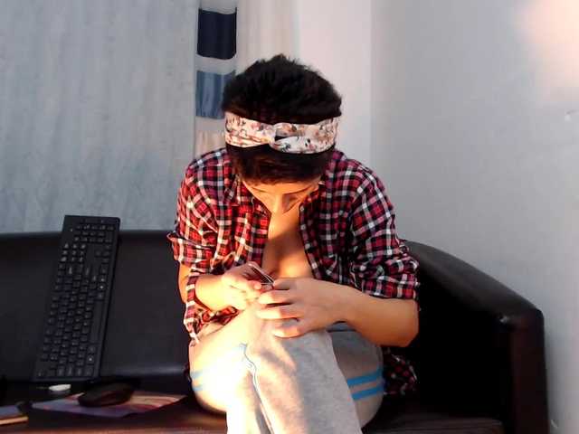 Live sex webcam photo for EllaRose29 #271723656