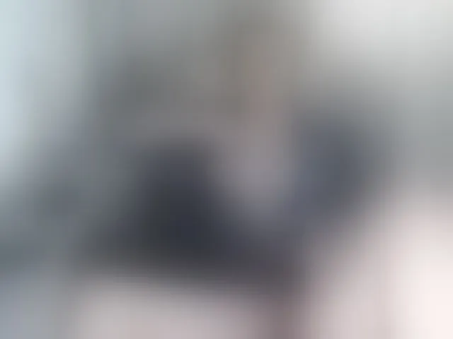 Live sex webcam photo for EllaSwan #278076799