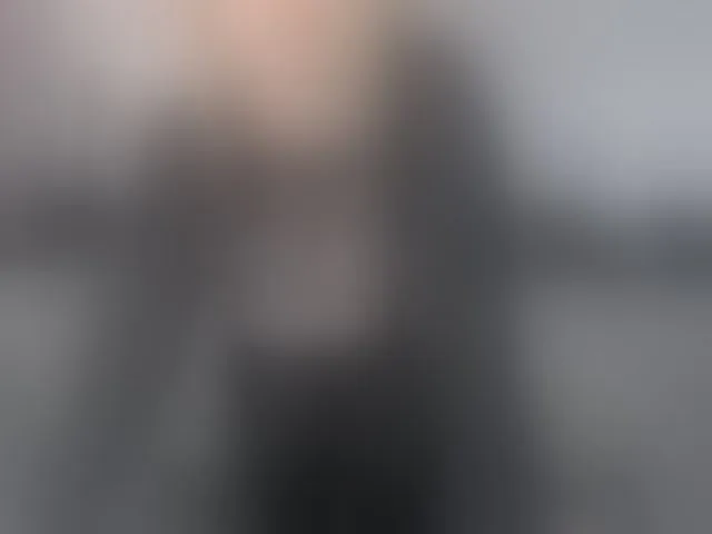Live sex webcam photo for EllaSwan #293221800