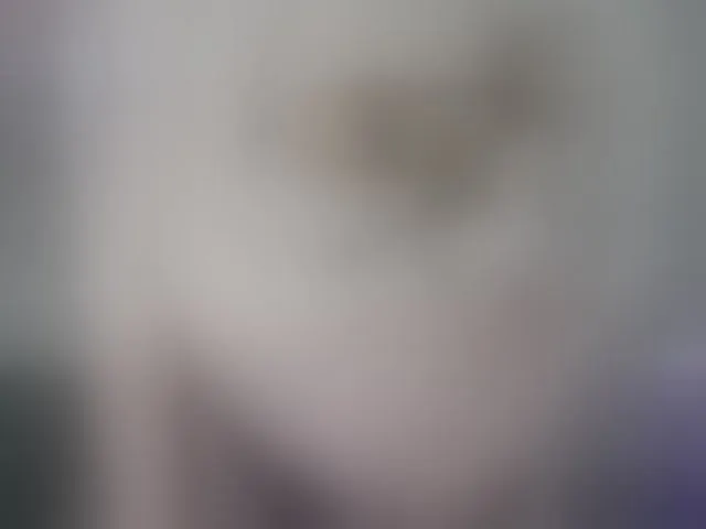 Live sex webcam photo for EllaSwan #293384555