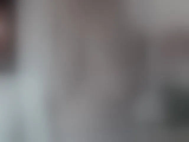 Live sex webcam photo for EllaSwan #293623391