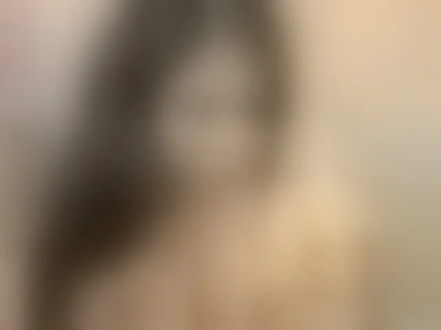 Live sex webcam photo for EllaThorne #293898531