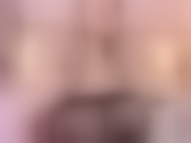 Live sex webcam photo for EllaThorne #294050135