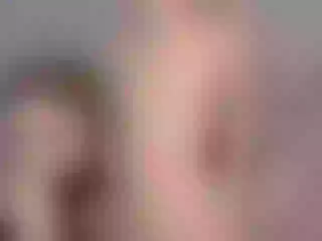 Live sex webcam photo for EllaaMaary #272186001