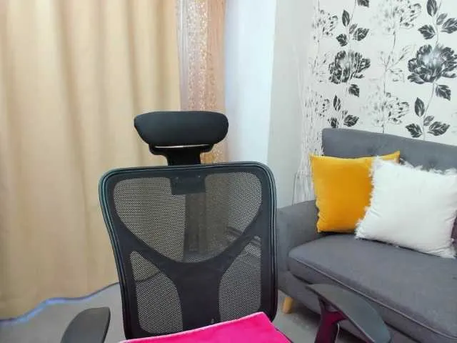 Live sex webcam photo for Elle-Dior #275964045