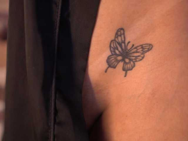 Live sex webcam photo for ElleDiane #290975977