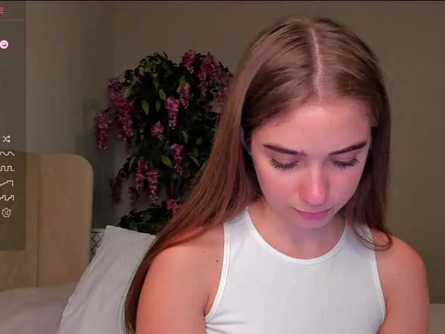 Live sex webcam photo for EllenBlanche #276541615