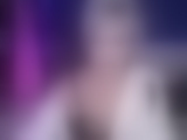 Live sex webcam photo for EllenRiplley #294248436