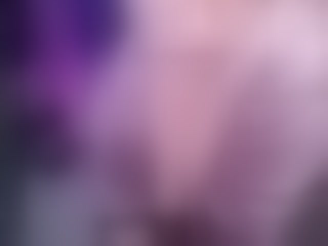 Live sex webcam photo for EllenRiplley #294280242