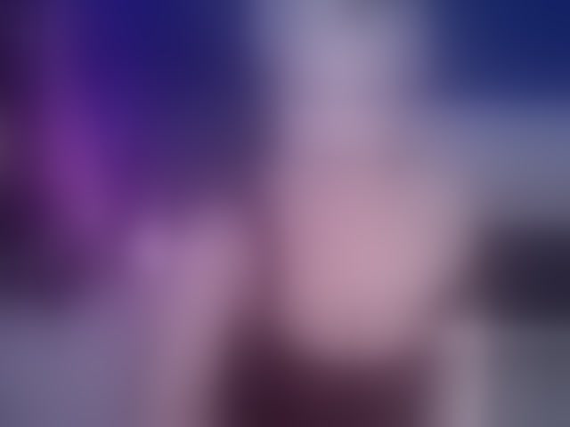 Live sex webcam photo for EllenRiplley #294300419